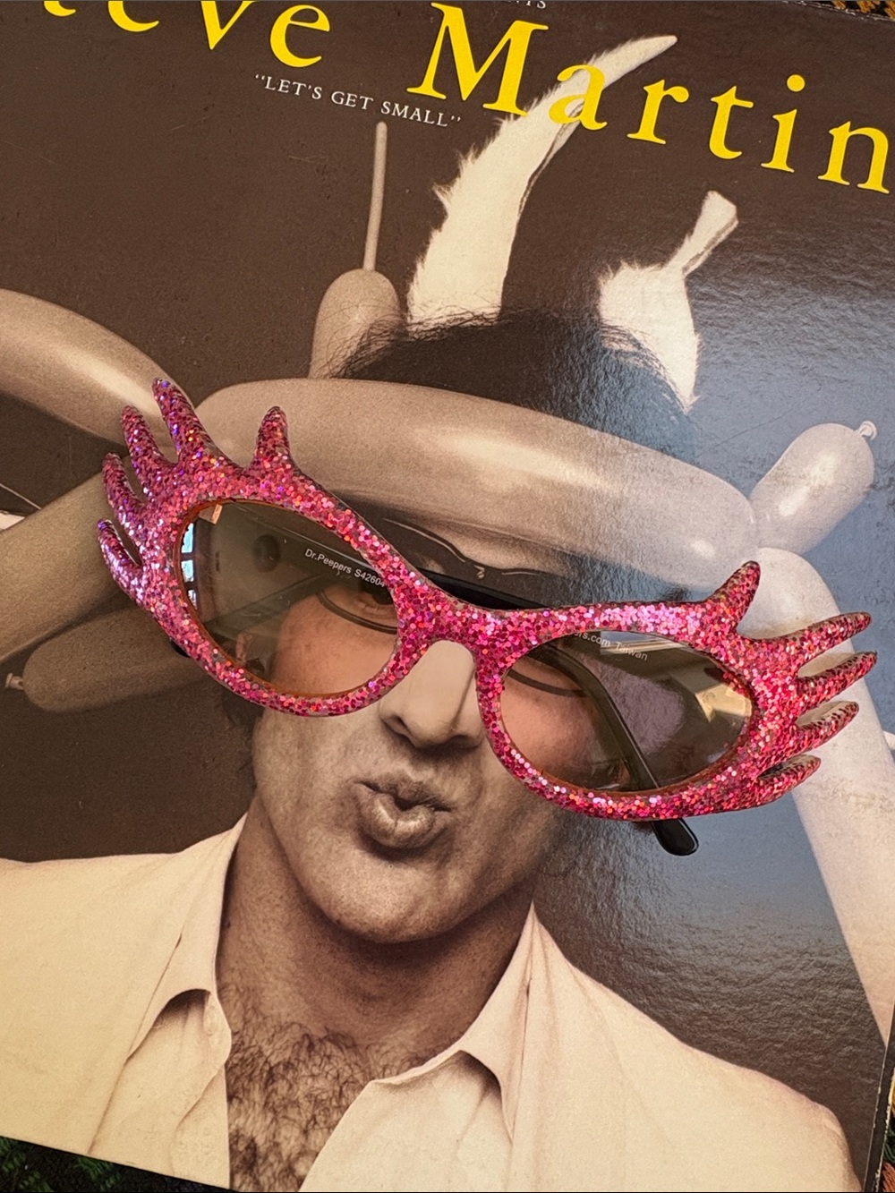 Vintage Dr. Peepers Pink Glitter Hands Glasses